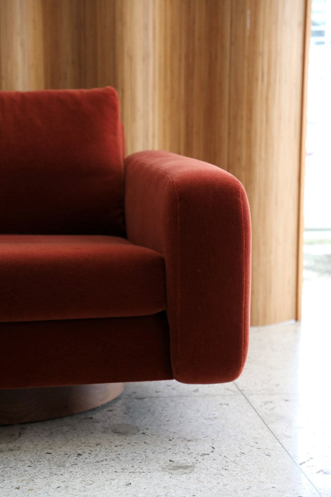 Mesa Swivel Chair