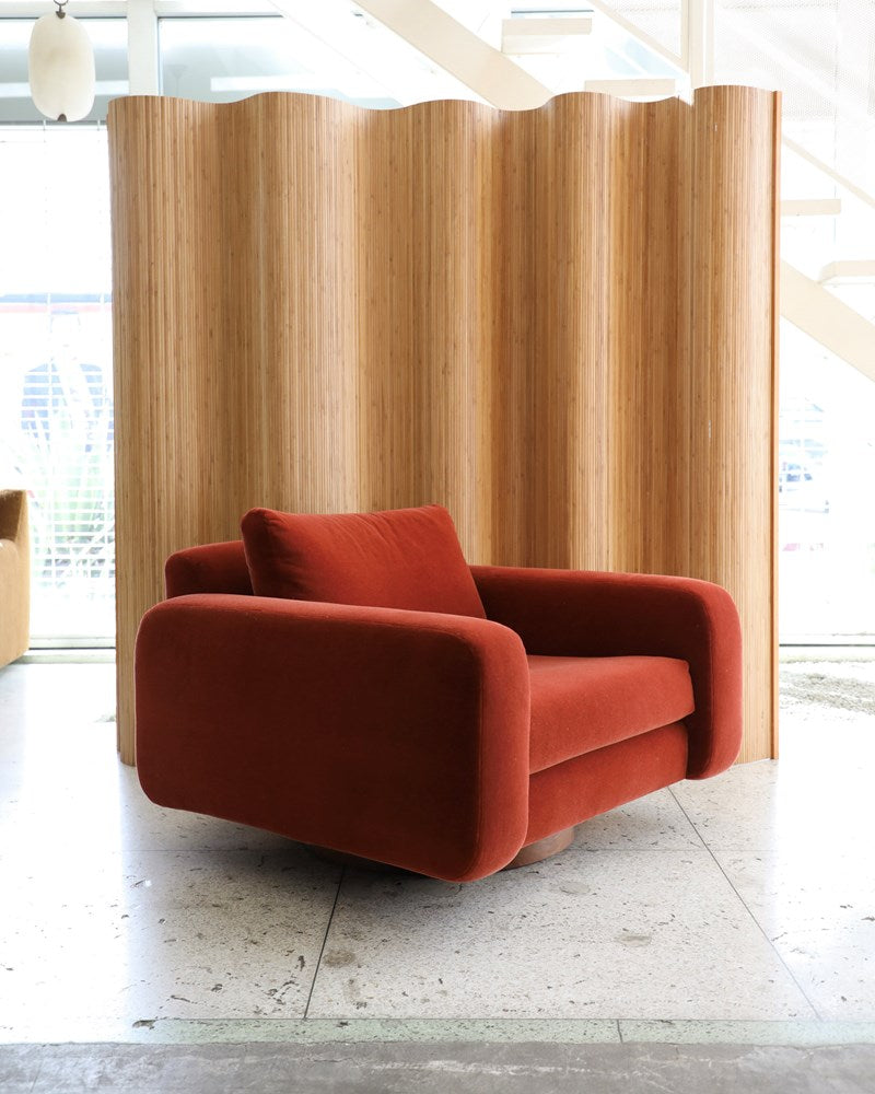 Mesa Swivel Chair