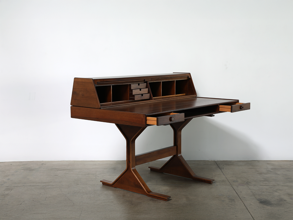 Gianfranco Frattini Desk