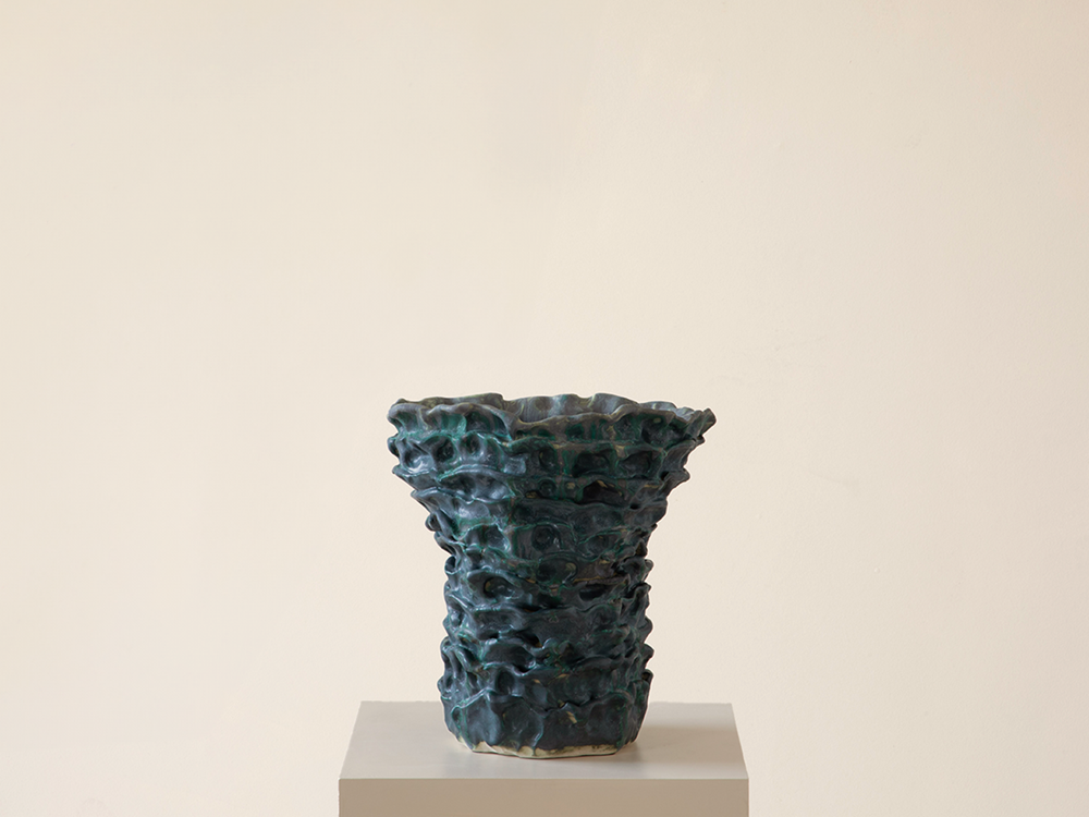 Banded Vessel (Medium)