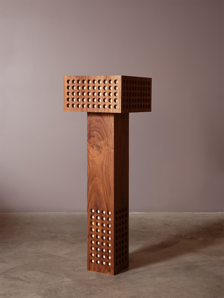 Cuadra Floor Lamp in Walnut