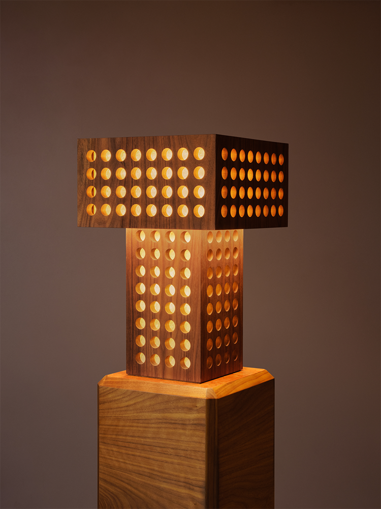 Cuadra Table Lamp in Walnut