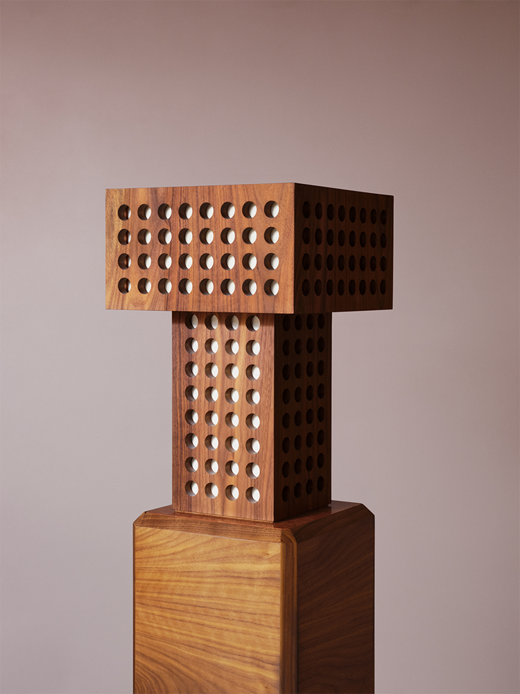 Cuadra Table Lamp in Walnut