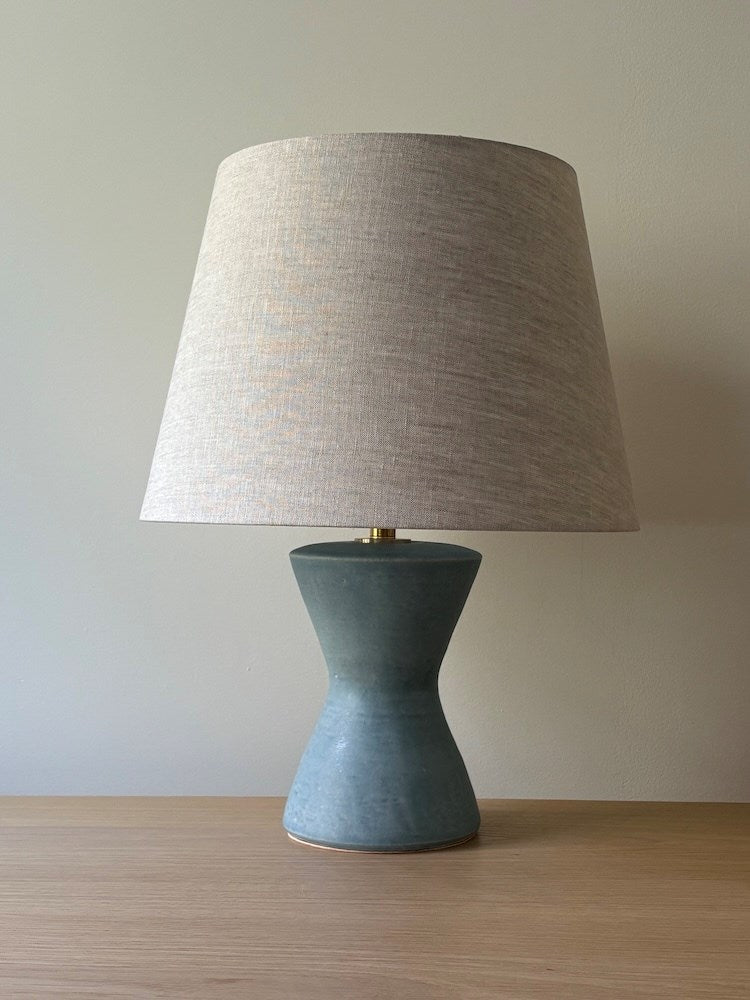 Albia Lamp 18"