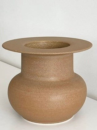 Lipped Cordate Vase