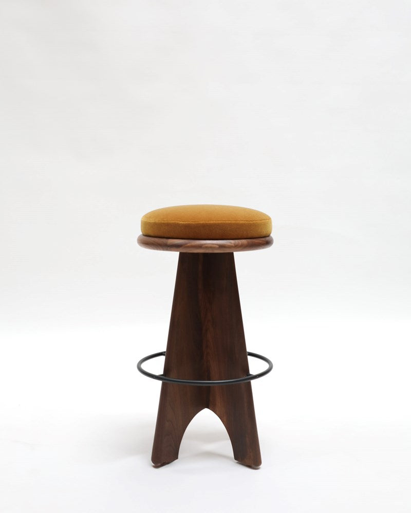 Ojai Counterstool w/ Swivel