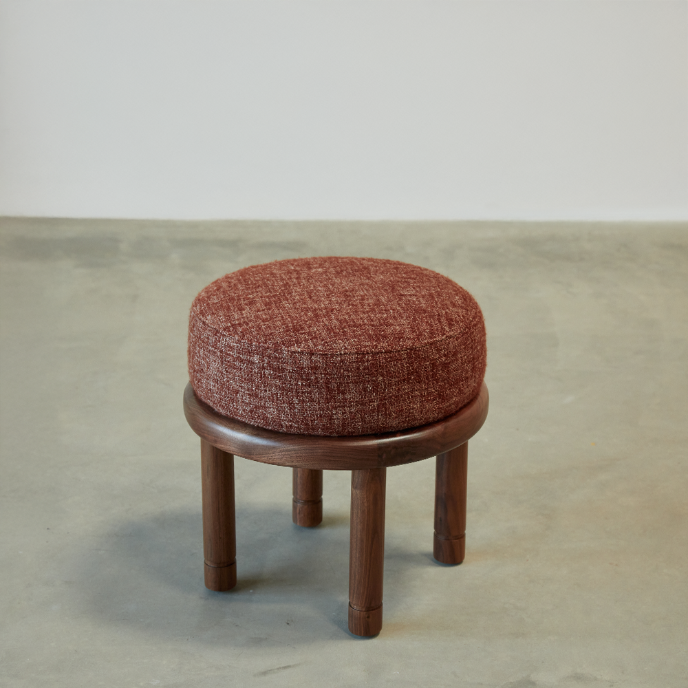 Petite Moreno Ottoman