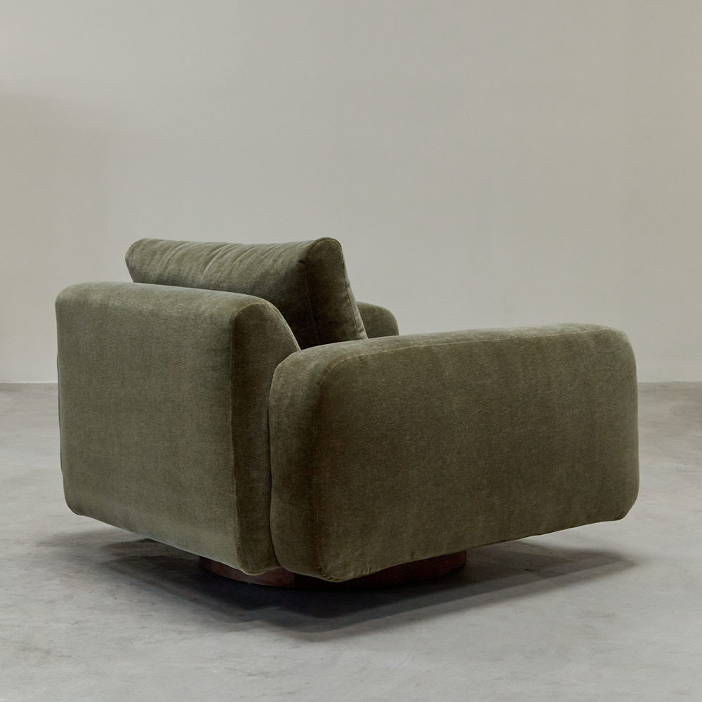 Mesa Swivel Chair