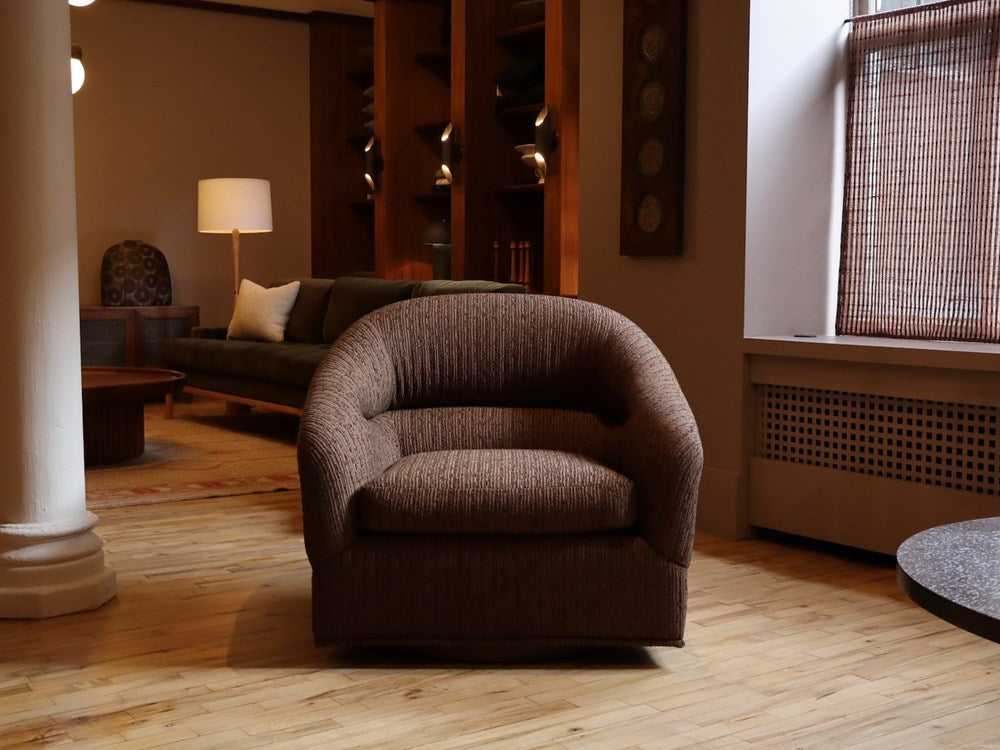 Huxley Swivel Chair