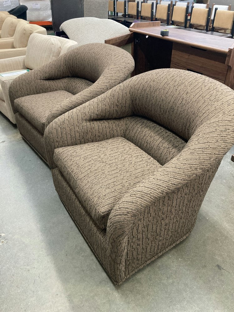 Huxley Swivel Chair