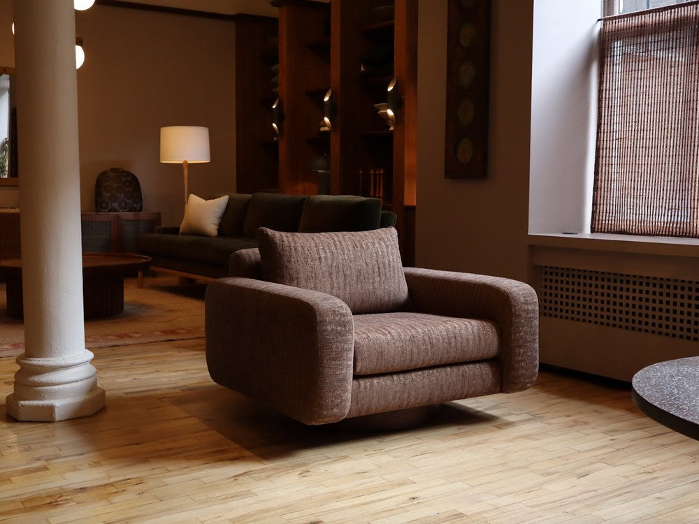 Mesa Swivel Chair