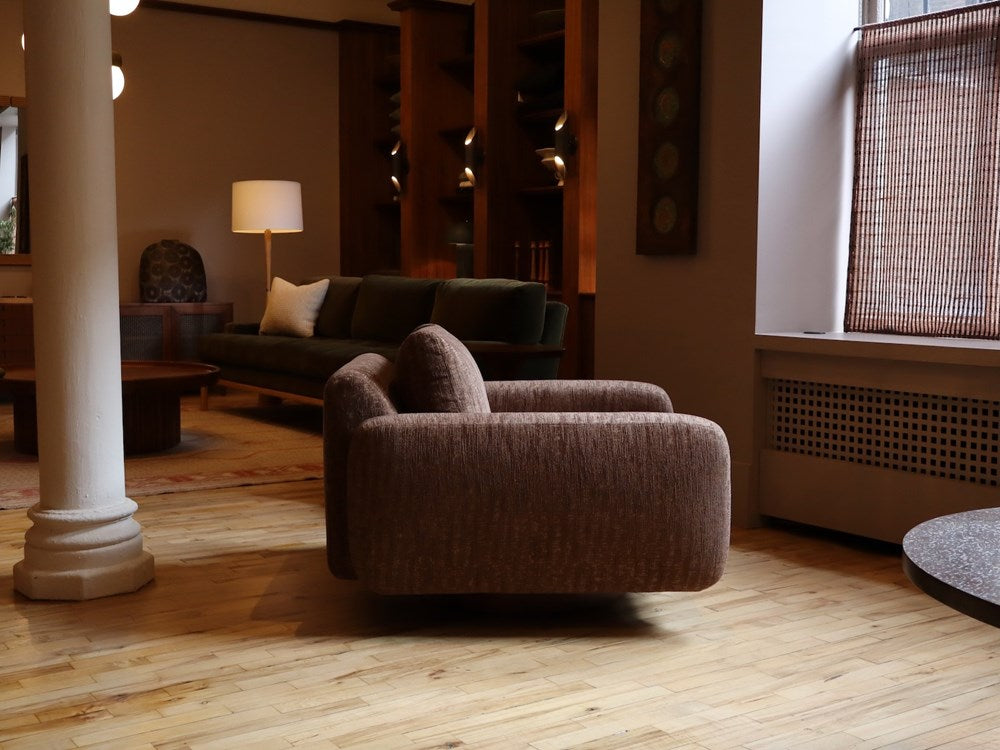 Mesa Swivel Chair