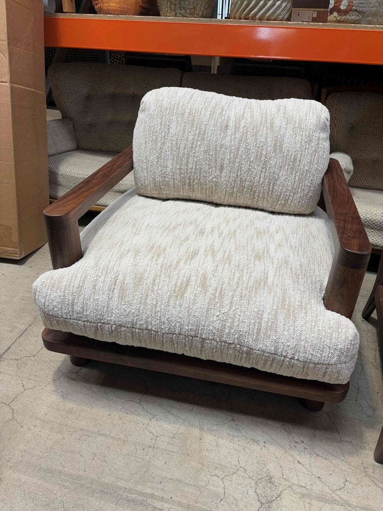 San Rafael Lounge Chair