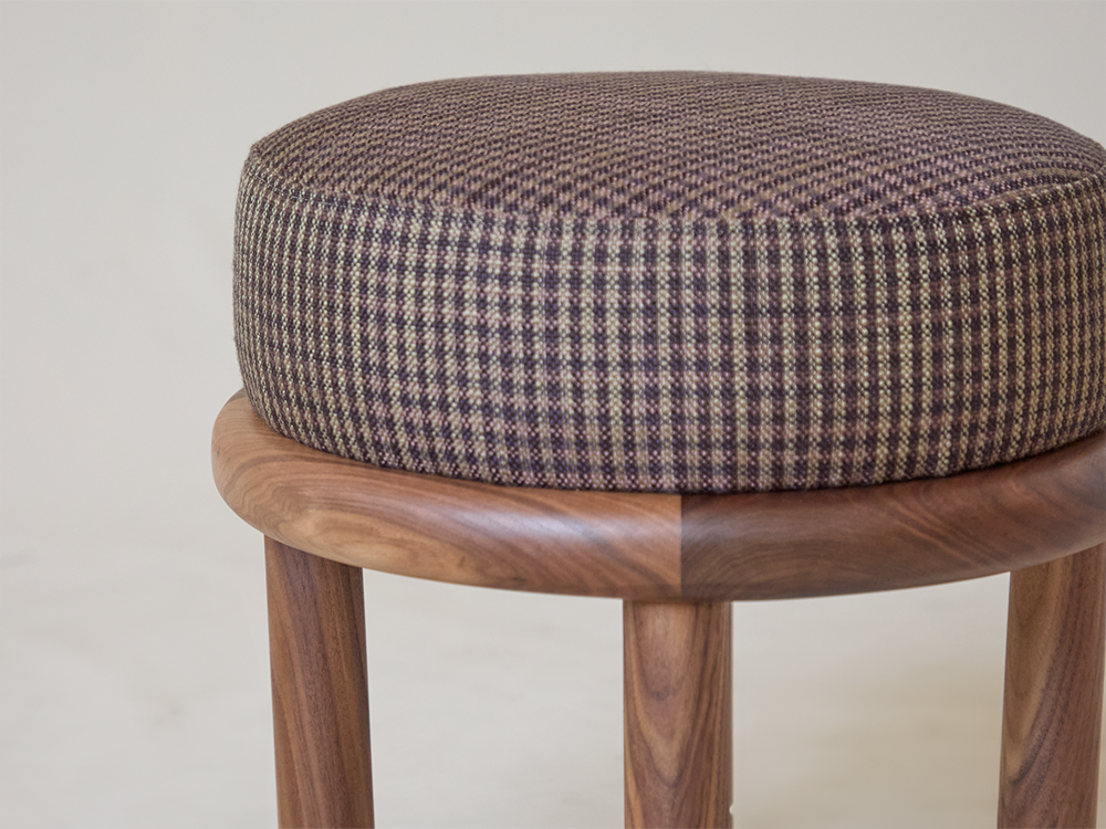 Petite Moreno Ottoman
