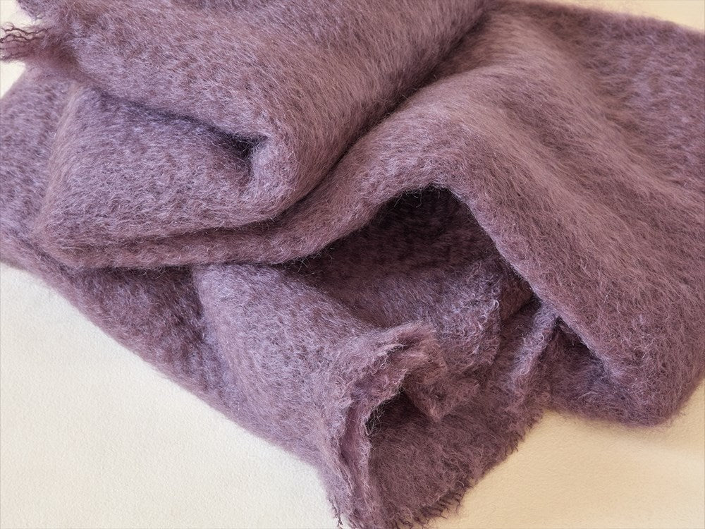 Mohair Lisos Throw: 683