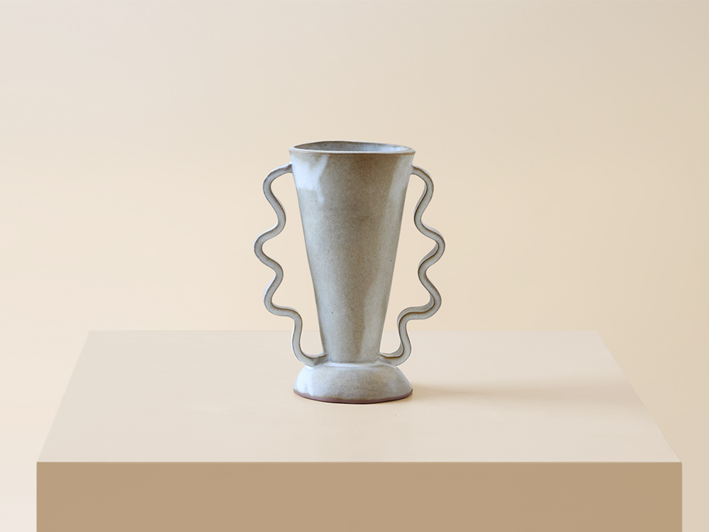 Frosted Flax Stretch Vase