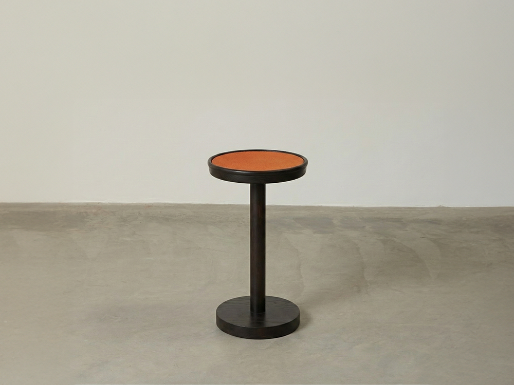 Drink Stand 20"