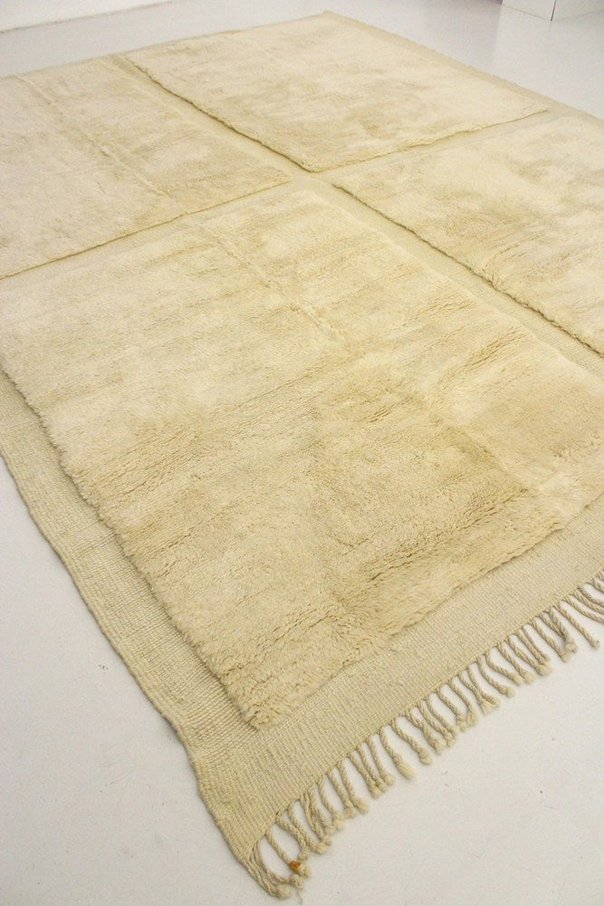 Ivory Hand Knotted Wool Rug
