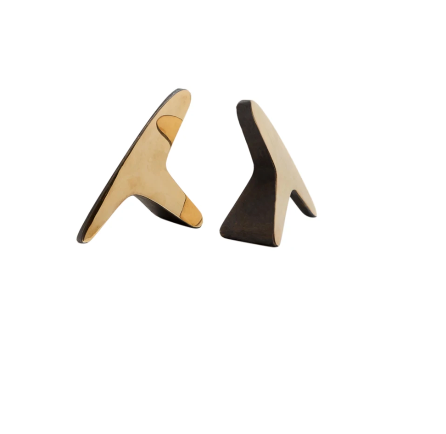#3847 "T" Bookends