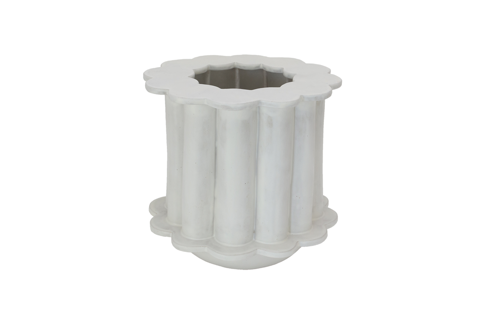 Circle Ruffle Vase
