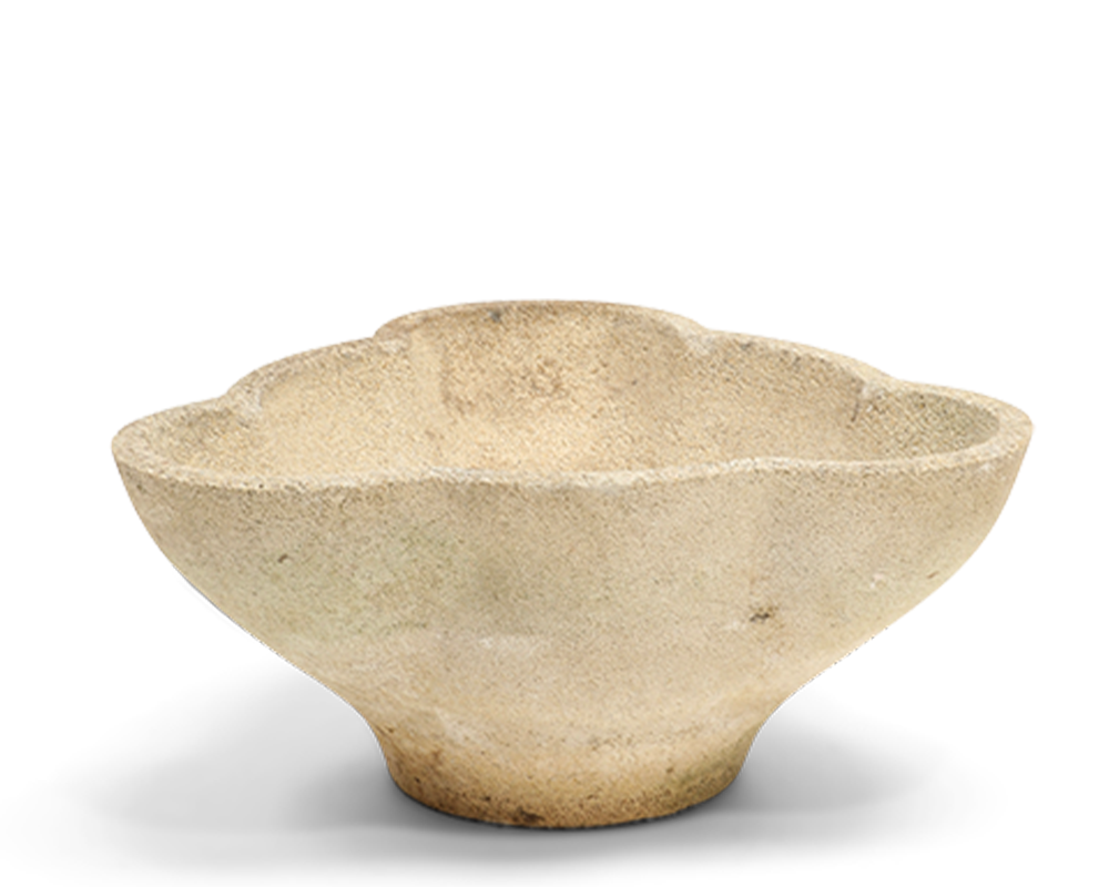 Large Scalloped Planter