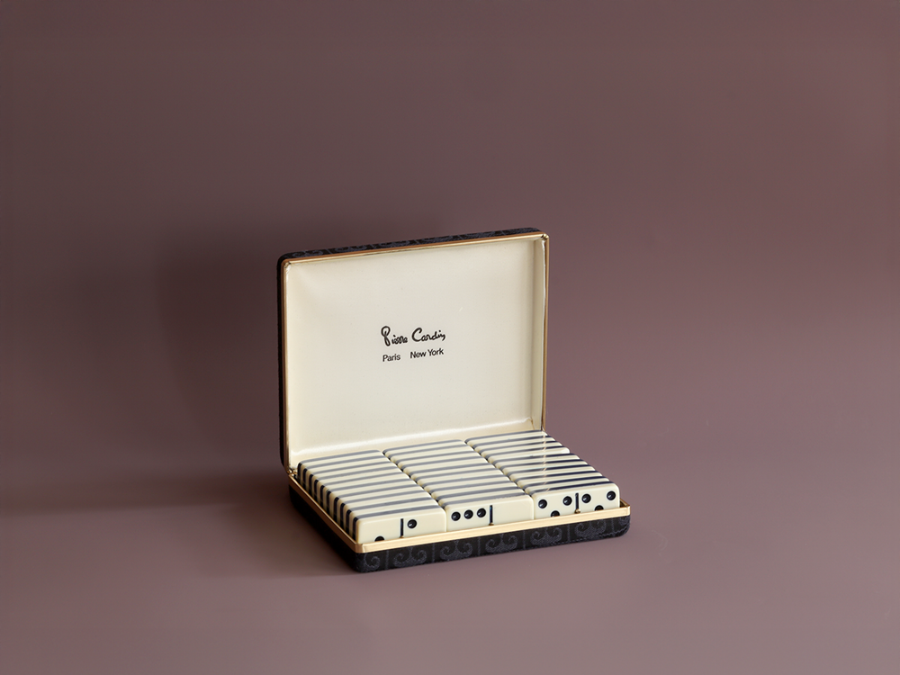 Pierre Cardin 30 Piece Dominos Dominoes Set with Case