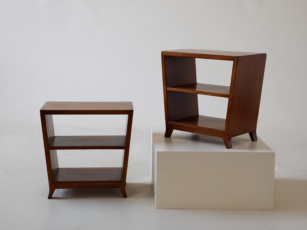 Pair of Gio Ponti Side Tables in Walnut, Italy c1950s