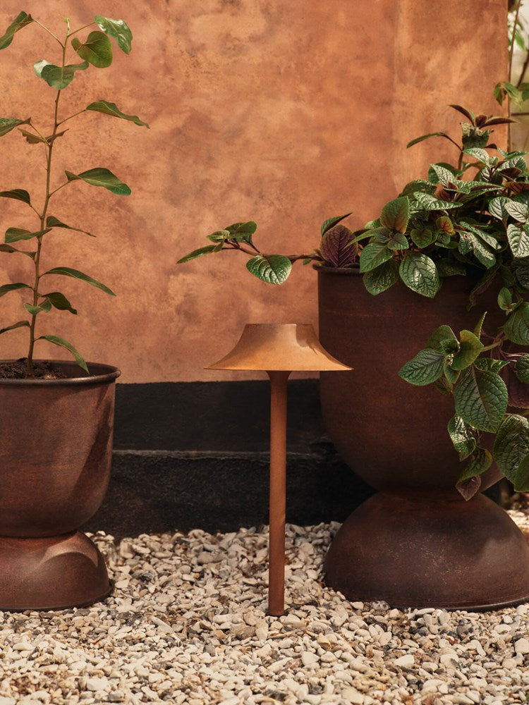 Hourglass Pot - Medium
