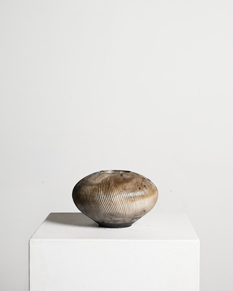 Dune Vessel 01 - Medium
