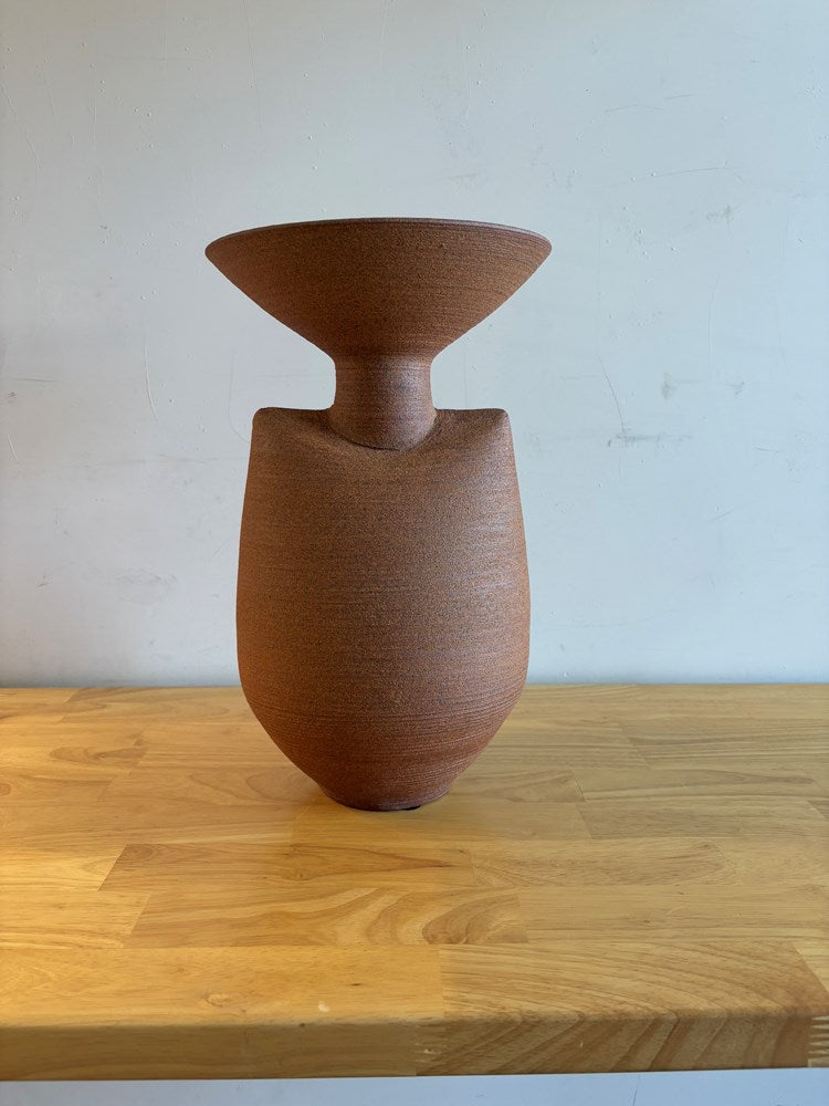 Leto Artemis Vase