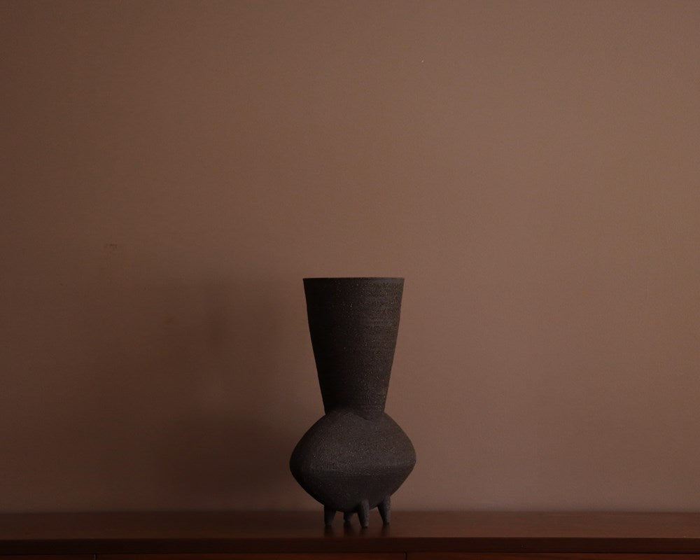Leto Rhea Vase