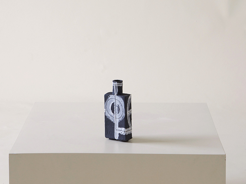 Small Scribe Vessel in Black