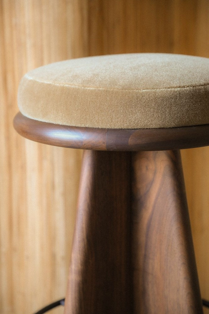 Ojai Swivel Counterstool