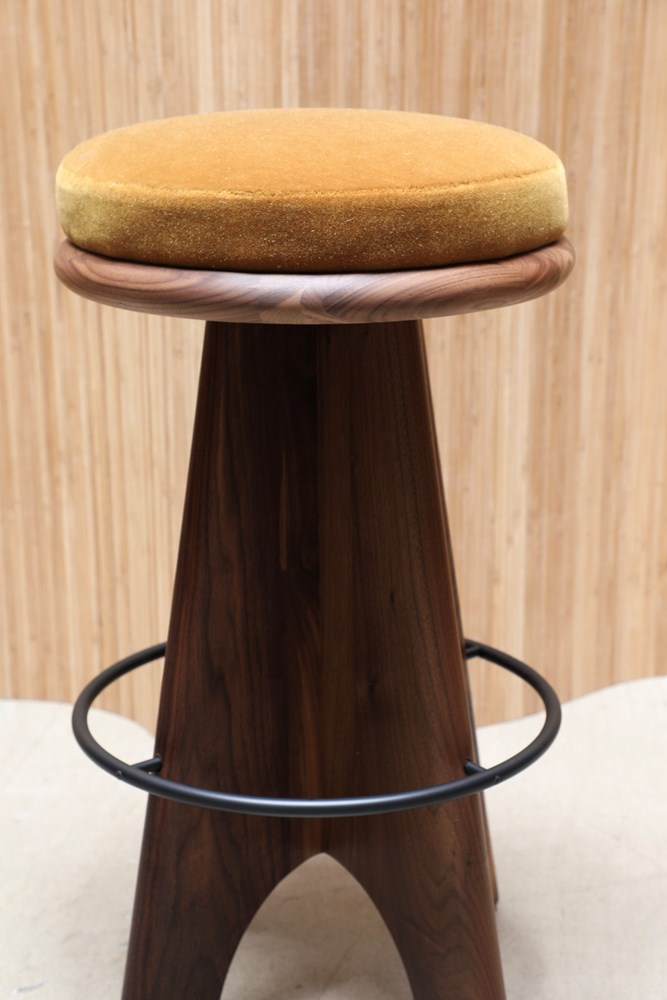 Ojai Swivel Counterstool