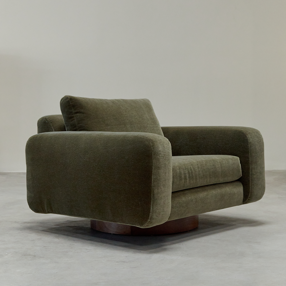 Mesa Swivel Chair