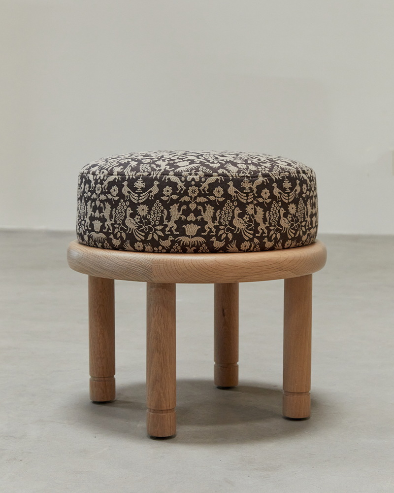 Petite Moreno Ottoman