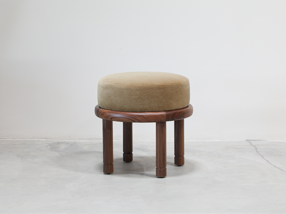 Petite Moreno Ottoman