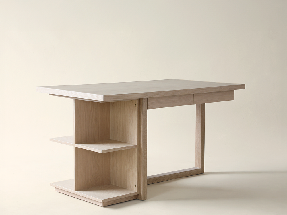 Ivanhoe Desk w/ Drawers