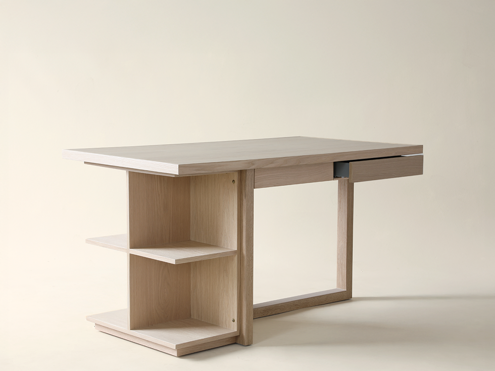 Ivanhoe Desk w/ Drawers