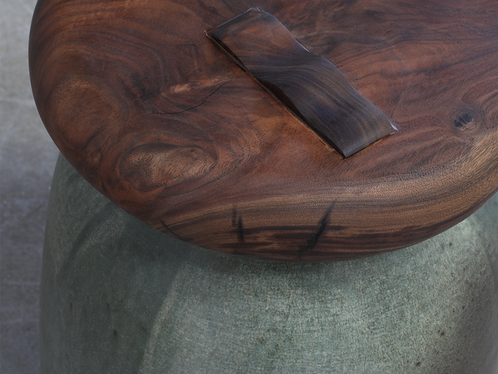 Rubini Side Table w/ Rounded Top