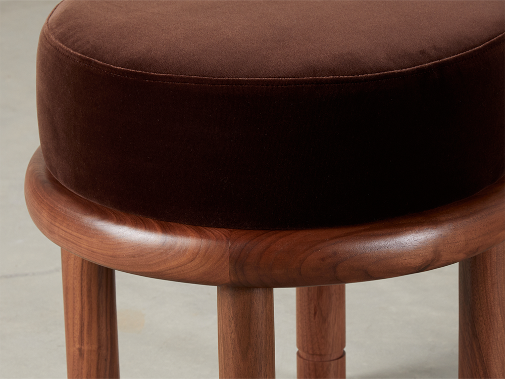 Petite Moreno Ottoman