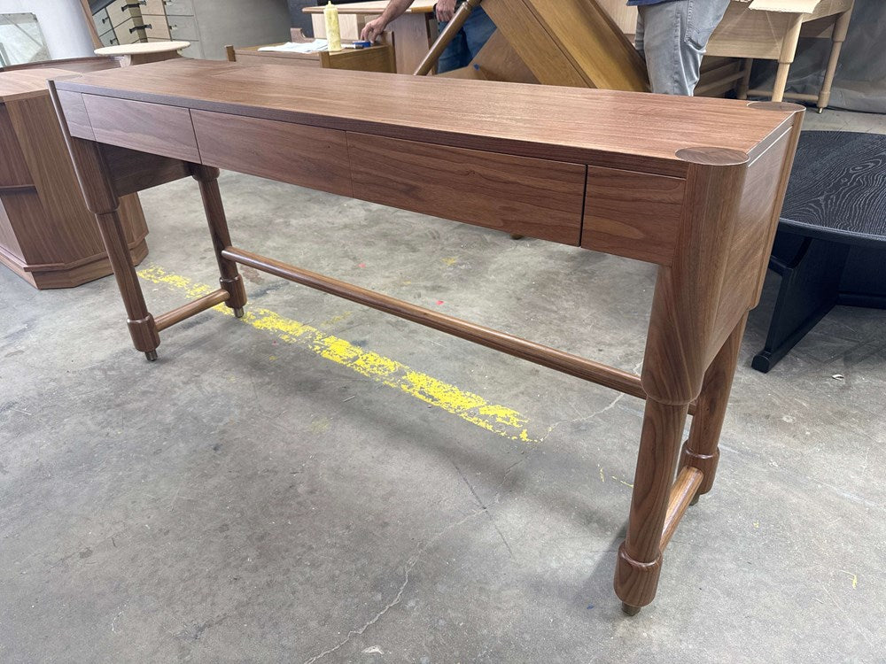 Niguel Console