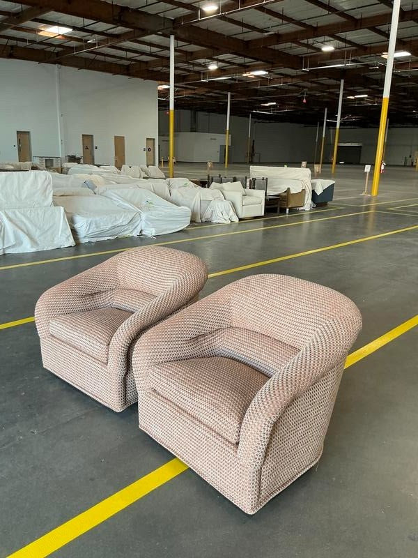 Huxley Swivel Chair