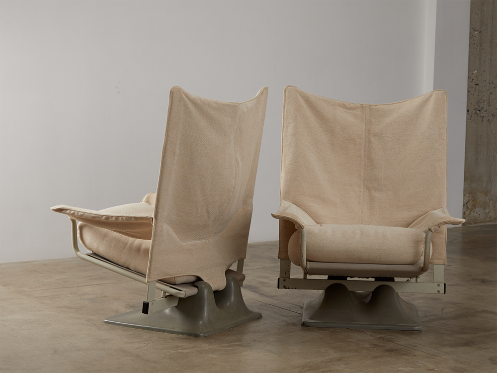 Pair of Chairs AEO by Archizoom