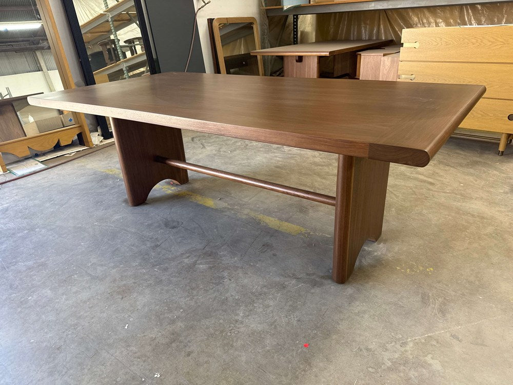 San Rafael Dining Table 84"