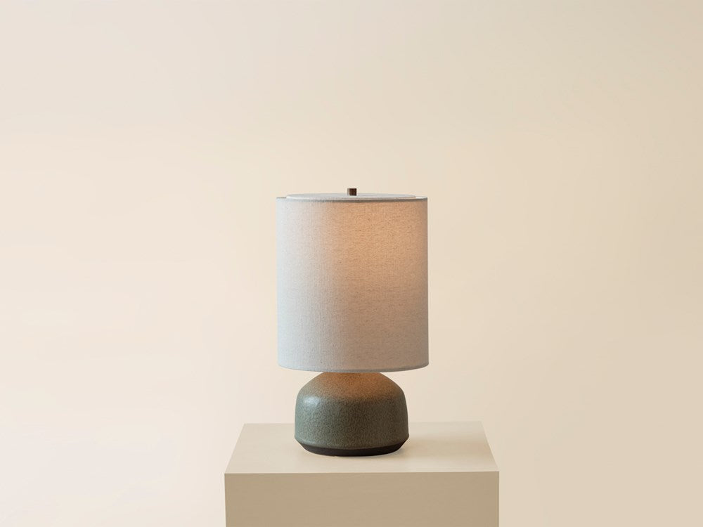 Agnes Lamp in Agate