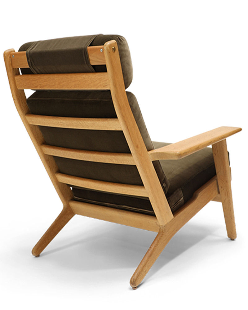 "GE290A" Lounge Chair by Hans J. Wegner