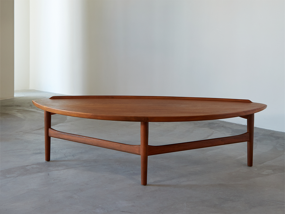 Finn Juhl, Coffee Table
