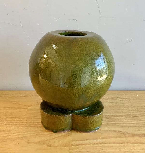Clover Ball Vase