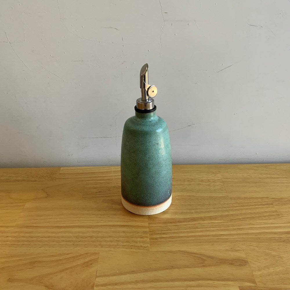 Tribeca Oil Pourer